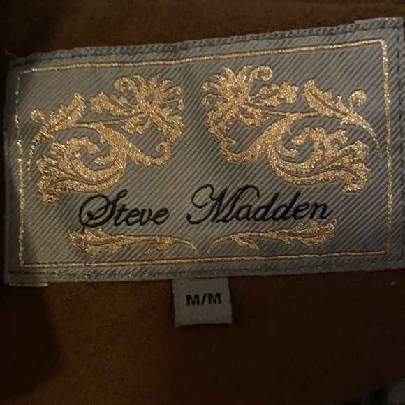 Steve Madden Fully Lined Fur & Suede Jacket. - Picture 4 of 5
